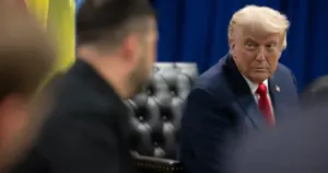 Володимир Зеленський і Дональд Трамп під час зустрічі у Білому домі