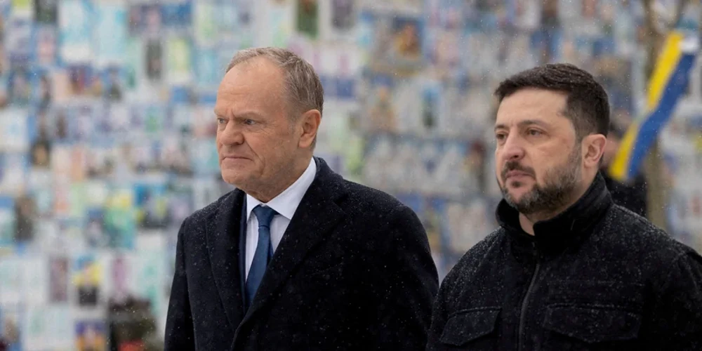 Літак президента України у Польщі, скриншот трансляції TVP