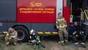 Рятувальники ДСНС ліквідовують наслідки пожежі на підприємстві харчової промисловості в Білій Церкві