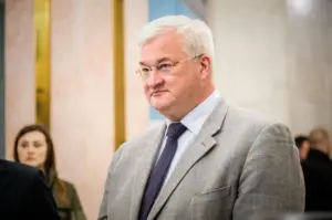Хронологія заяв щодо ідеї тристоронньої зустрічі лідерів США, Китаю та РФ