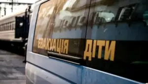 Пошкоджений пасажирський автобус після удару в Краматорську 8 жовтня 2026 року