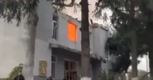 Хто повідомив про удар по університету в Рівному: ролі посадовців